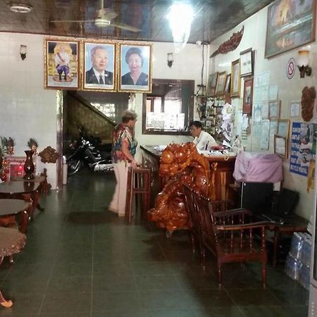 Chhaya Guest House Battambang Esterno foto