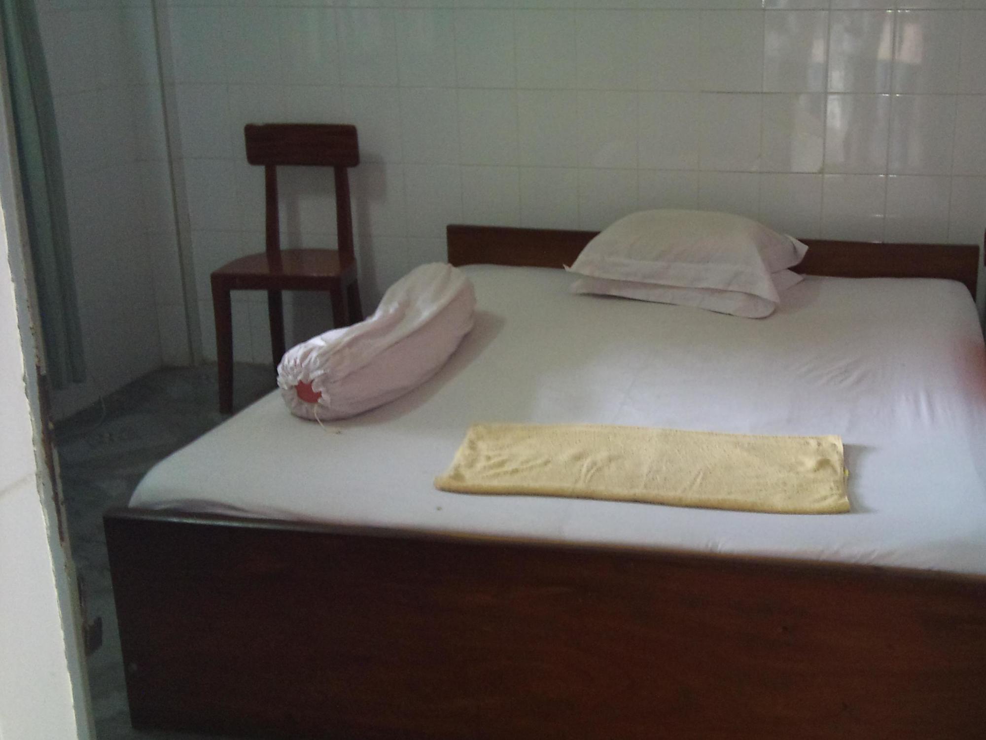 Chhaya Guest House Battambang Esterno foto