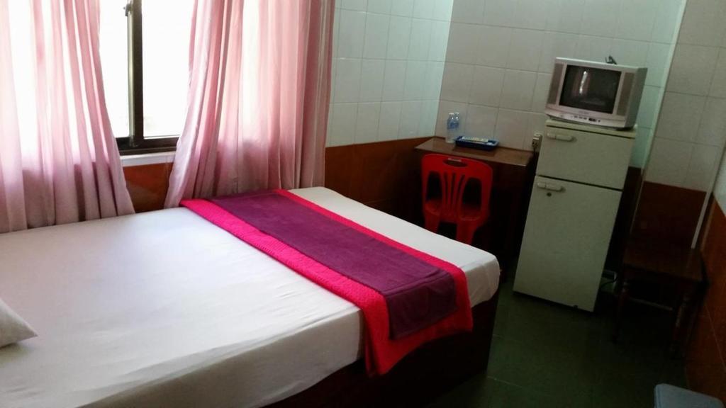 Chhaya Guest House Battambang Esterno foto