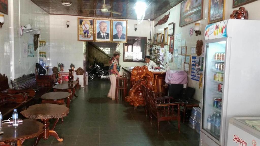 Chhaya Guest House Battambang Esterno foto