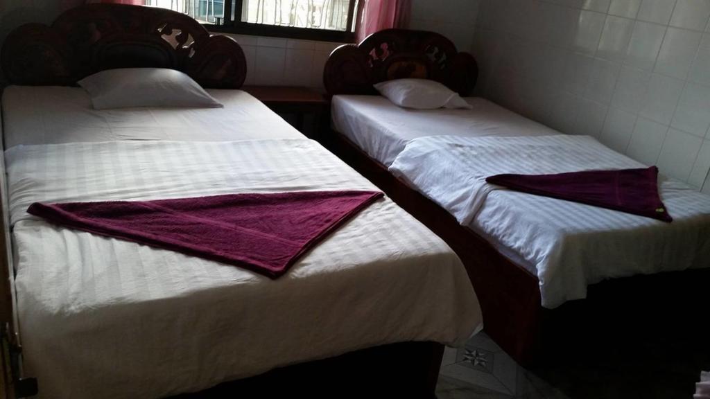 Chhaya Guest House Battambang Esterno foto